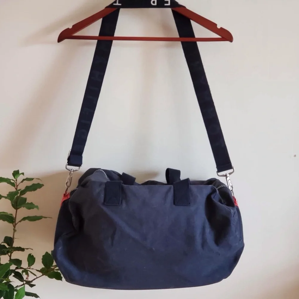 Vintage 90’s Tommy Hilfiger Duffle Bag Big Flag
